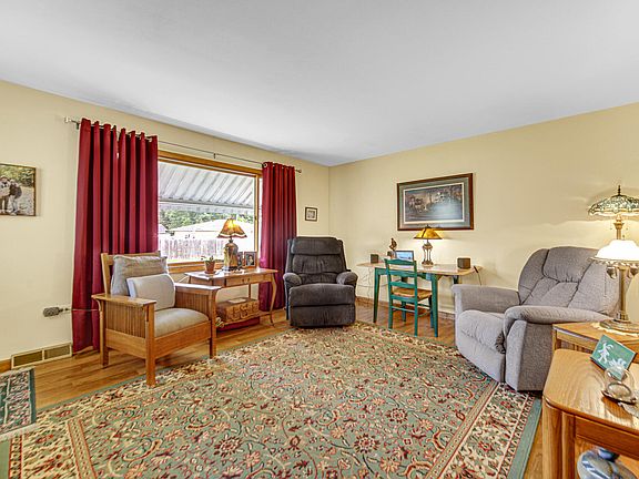 4th image of 1001 W 39th Ave