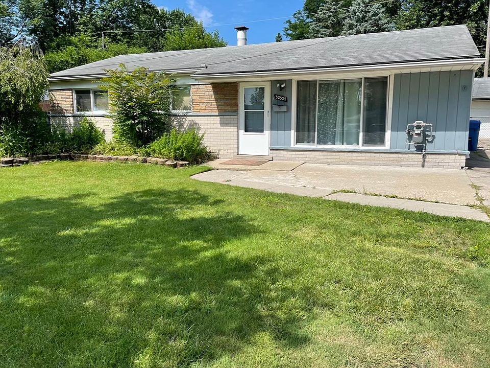 1st image of 32327 Chalfonte Dr