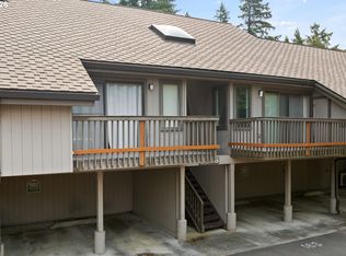 7736 SW Barnes Rd Unit B, Portland, OR 97225