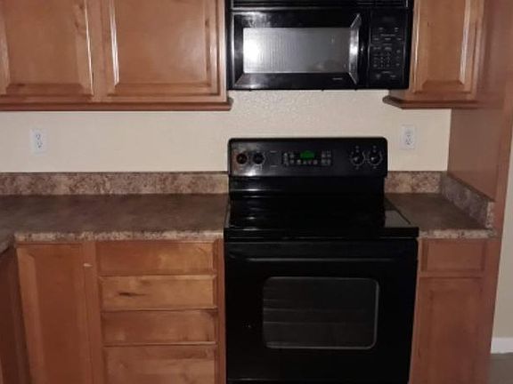 3rd image of 2266 Piccardo Cir