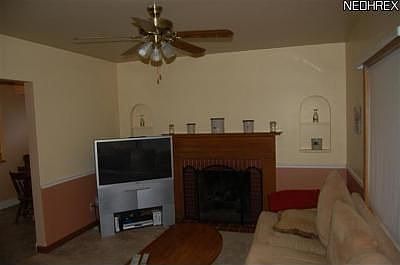 3rd image of 2272 Edgewater Dr