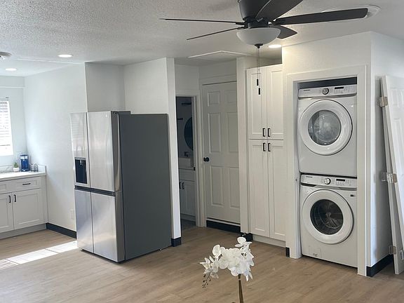 2nd image of 6722 E Avalon Dr Suite 3