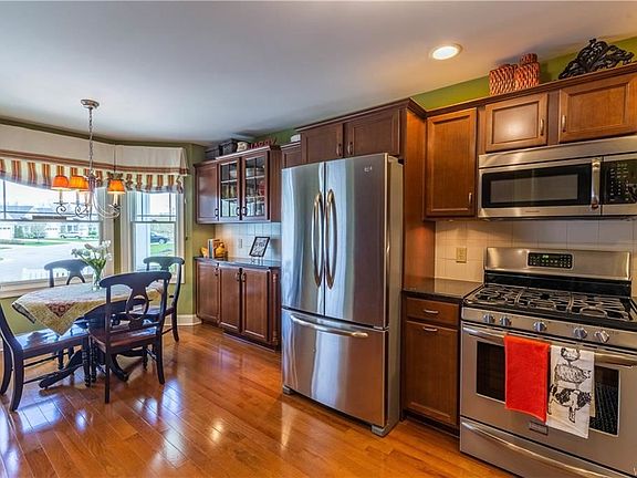 5th image of 6145 McKinley Pkwy Unit 37