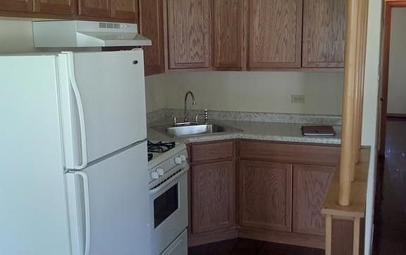 5th image of 260 N Slusser St