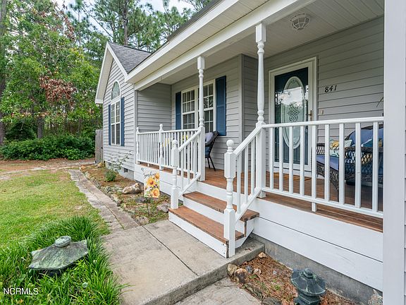 5th image of 841 Eden Drive