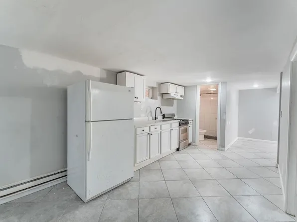 35 Lexington Avenue image 17 of 30