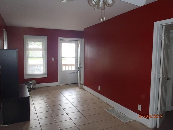 2nd image of 3267 Larue St SW