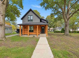 316 E Van Buren St, Washington, IA 52353