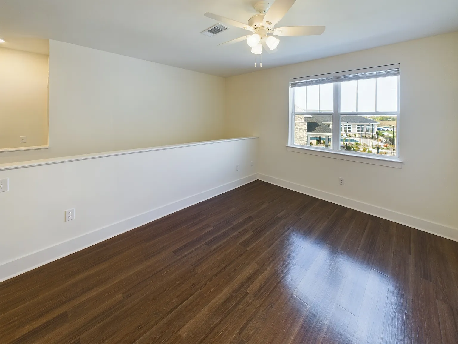 1 bed, 664 sqft, $1,819 — Photo 4