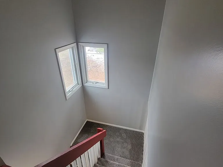 1931 Blackthorn Dr — Photo 15