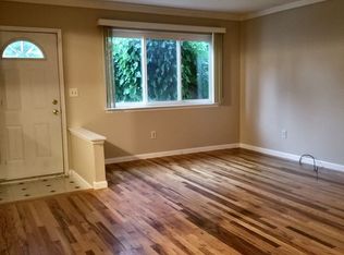 20191 Lakeworth St, Roseville, MI 48066