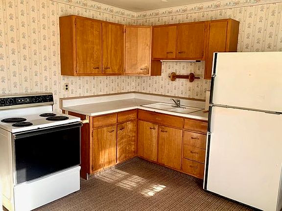 5th image of 1709 Amherst Ave