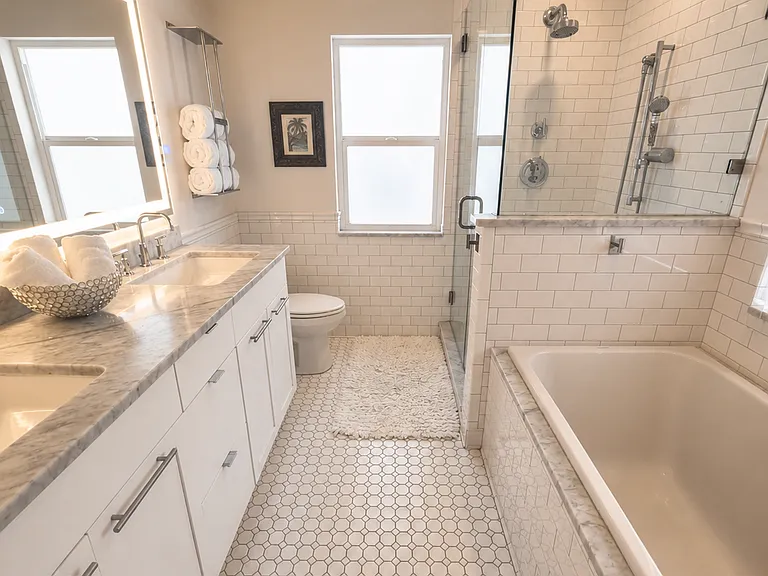 70 Gardenia St — Photo 16