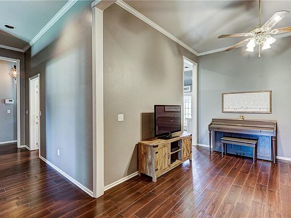 5th image of 713 N Remington Way