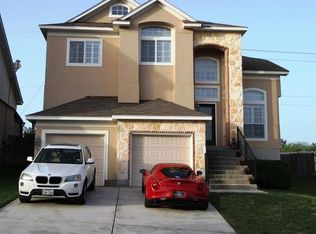 21527 La Pena Dr, San Antonio, TX 78258
