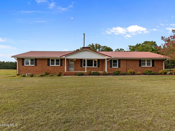 241 Hight Road, Aberdeen, NC 28315
