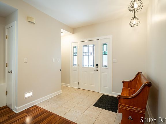 4th image of 3543 College Ave NE