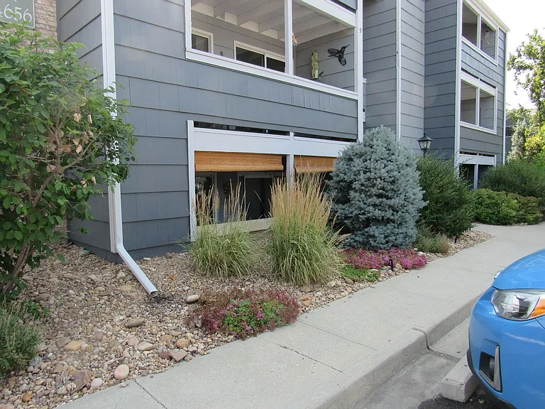 4656 White Rock Cir #7 — Photo 1