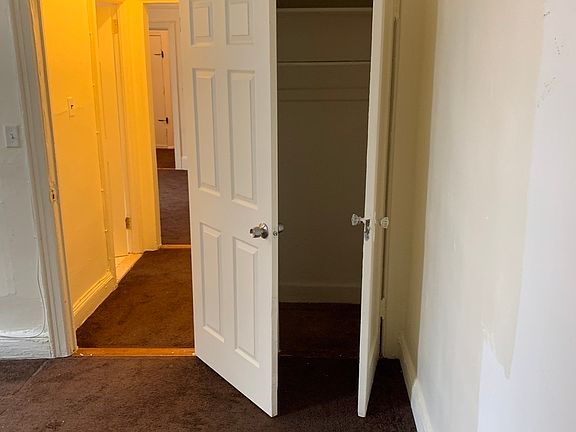 3rd image of 1820 Avenue V APT 3H