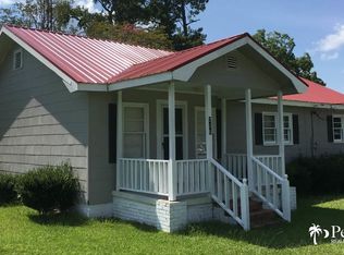 200 N McAllister St, Hemingway, SC 29554