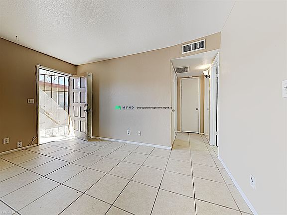 3rd image of 2437 N Amarillo St