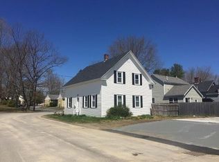 10 Cedar St, Orono, ME 04473