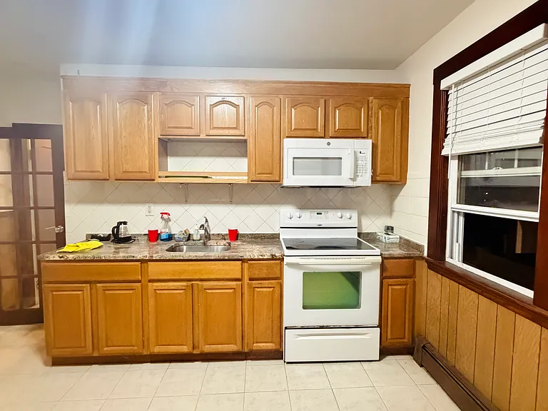 117-119 Butler Rd #1 — Photo 1