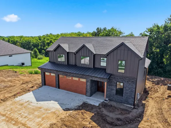 5220 Whisper Dr, Columbia, MO 65203