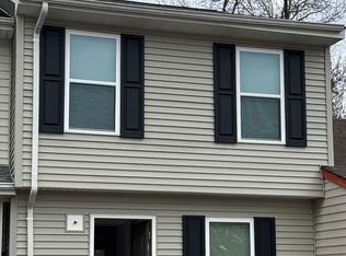 108 Greendale Rd, Virginia Beach, VA 23452