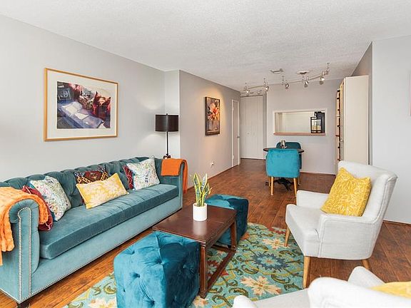 4th image of 3600 Montrose Blvd Unit 407