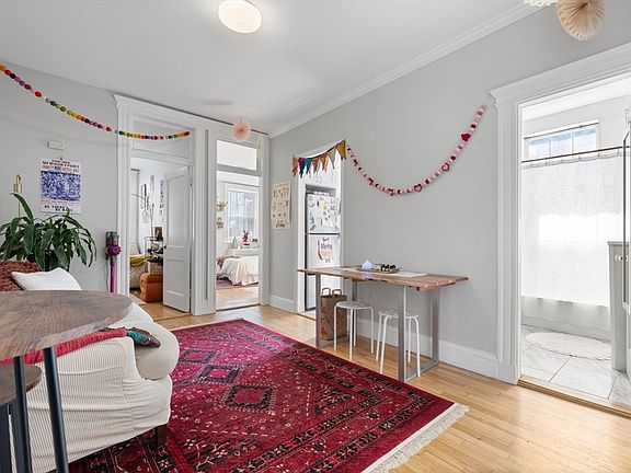 4th image of 282 Newbury St APT 6