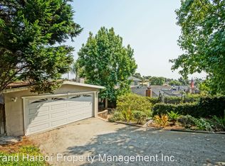 1127 2nd St, Manhattan Beach, CA 90266