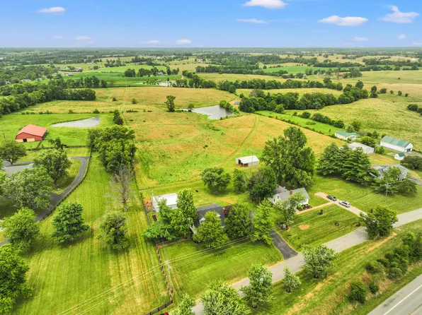 9319 Old Danville Rd, Danville, KY 40422