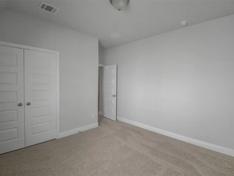 3808 Pennington Ave — Photo 17