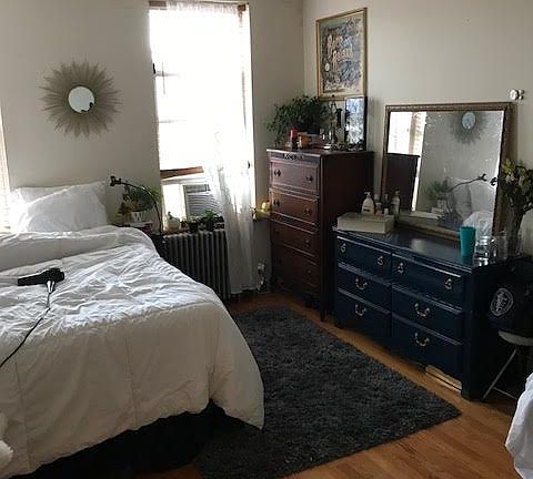 3rd image of 3161 33rd St APT 2R