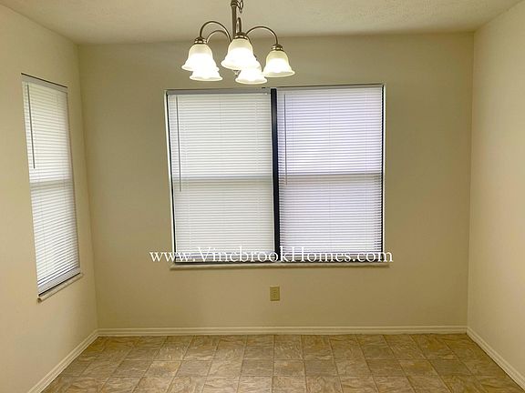 5th image of 8718 Deer Hollow Dr