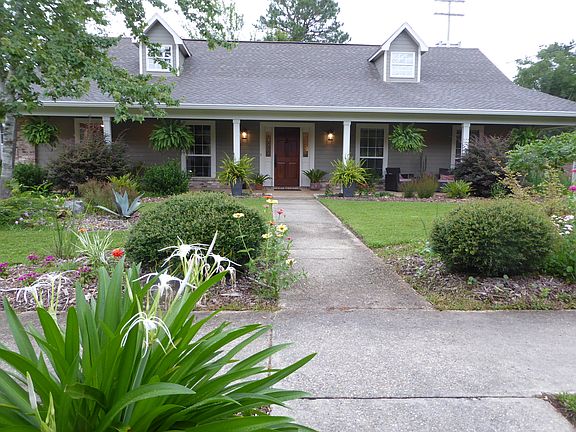 2nd image of 3915 Cabildo Place Ave