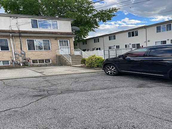 2nd image of 30 Spirit Ln
