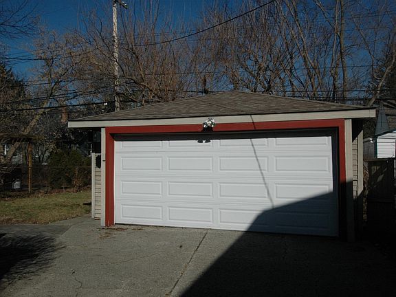 2nd image of 611 Marlin Ave