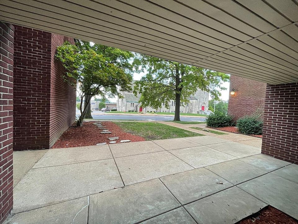 Plaza Apartments 3725 Rd Saint Louis MO Zillow