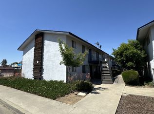 310 N Orange Ave APT 4, Exeter, CA 93221