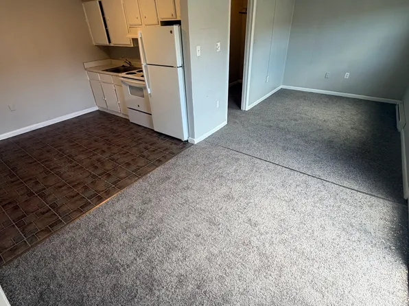 1660 S Braddock St #6, Winchester, VA 22601
