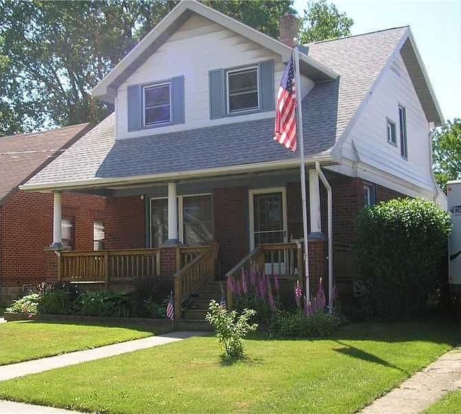1st image of 1849 W 24th St