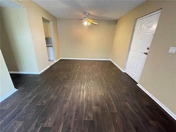 5th image of 1056 N Benoist Farms Rd APT 105
