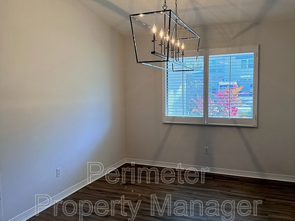 5th image of 27 Monterey St