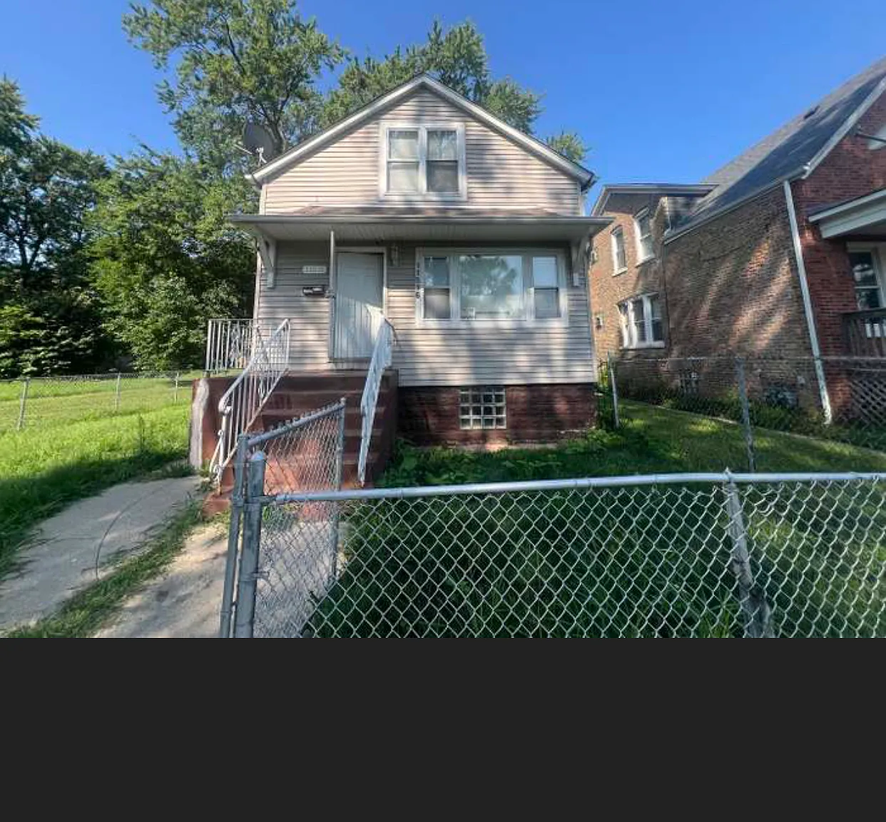 4 bed, 1350 sqft, $2,250 — Photo 2