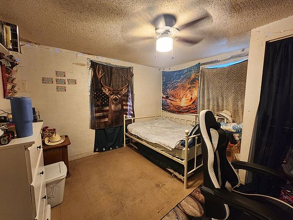 3rd image of 38 W Patten Ave