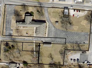 5809 E Red Bridge Rd, Kansas City, MO 64134