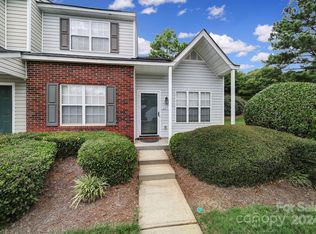 10056 Pergola View Ct, Charlotte, NC 28213