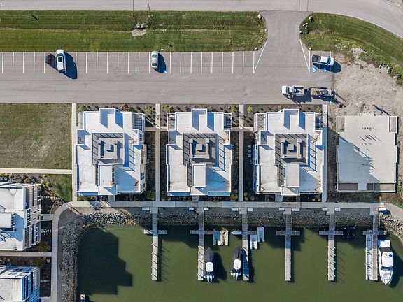 5th image of 2721 S Harbor Bay Dr #1232